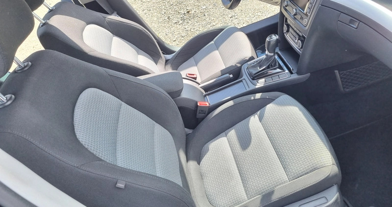 Skoda Superb cena 29900 przebieg: 370000, rok produkcji 2013 z Recz małe 631